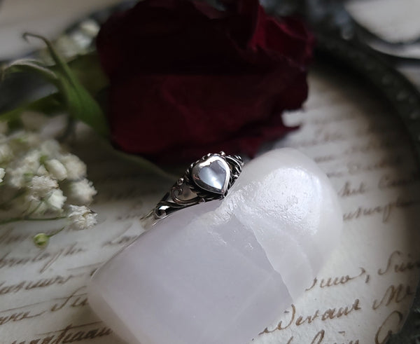 Mother of Pearl Filigree Heart Ring - Sterling Silver Ring