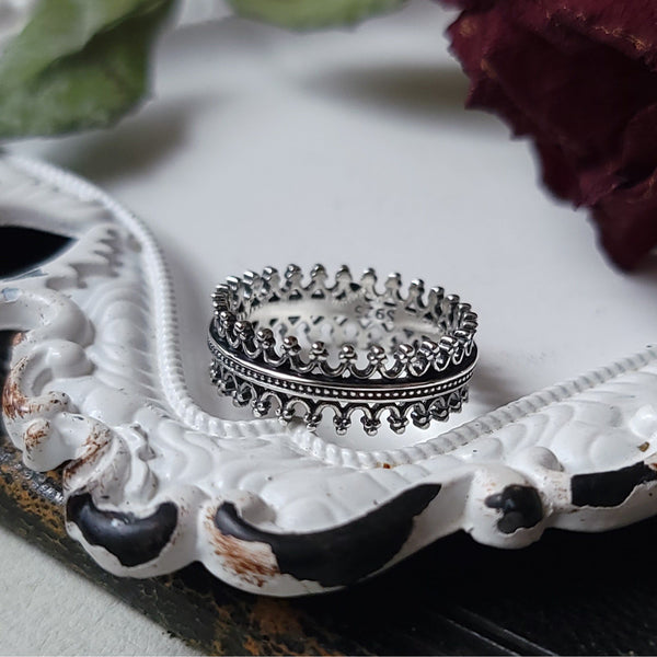 Royal - Sterling Silver Crown Ring