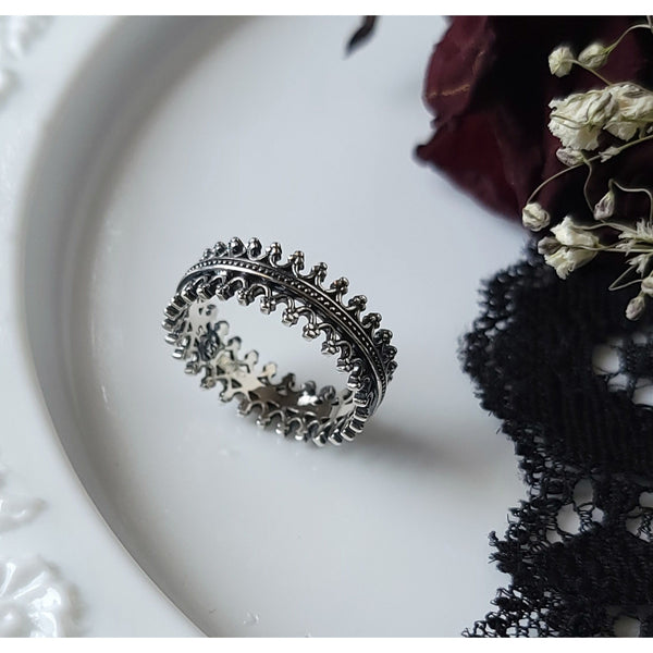 Royal - Sterling Silver Crown Ring