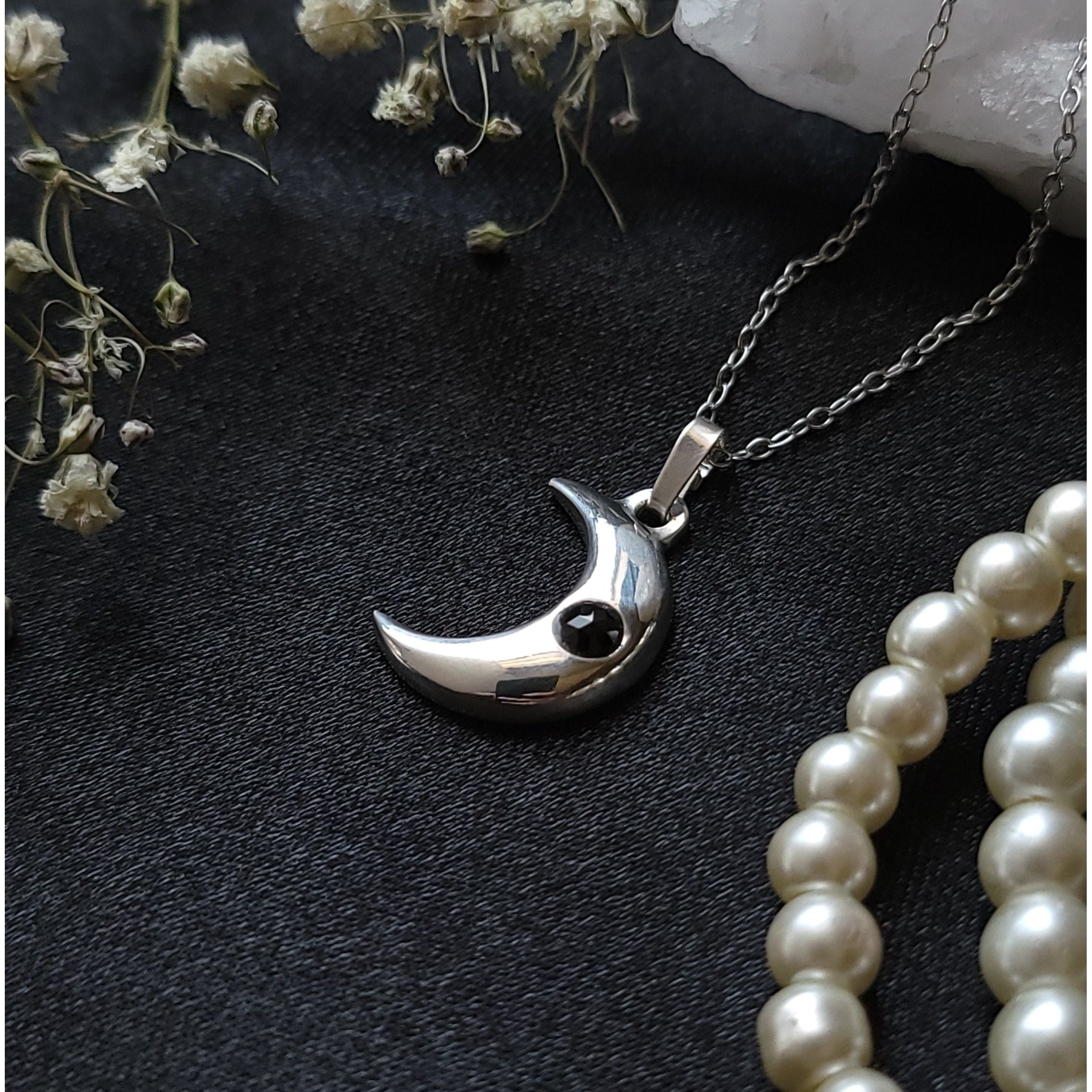 ★MIDNIGHT MOMENT.★ volume onyx necklace Designer fashion, Seoul-fully created | W Concept