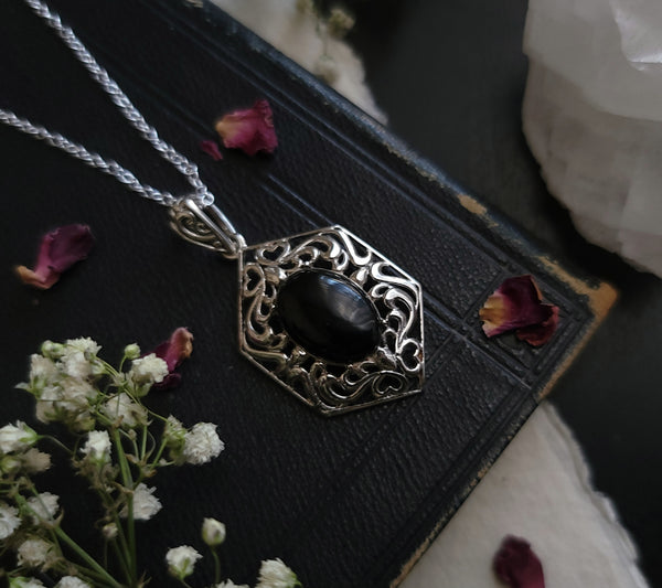 Evelyn - Ornate Black Agate Necklace - Sterling Silver