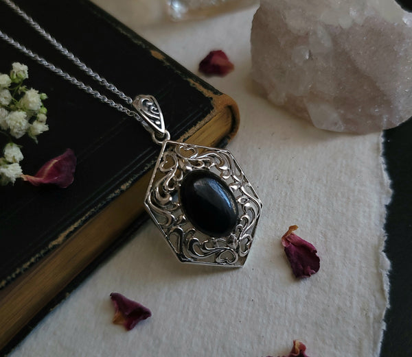 Evelyn - Ornate Black Agate Necklace - Sterling Silver