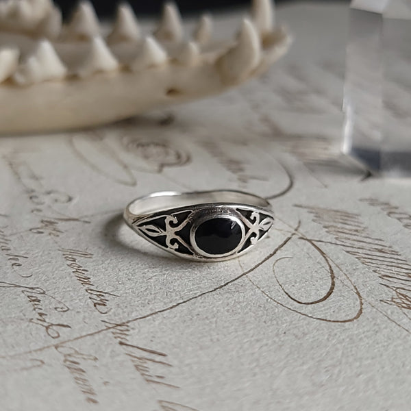 Regina Agate Ring Sterling Silver