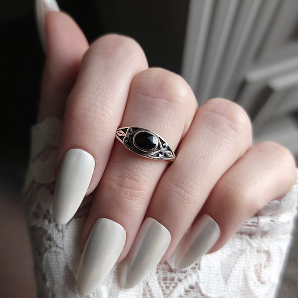 Regina Agate Ring Sterling Silver