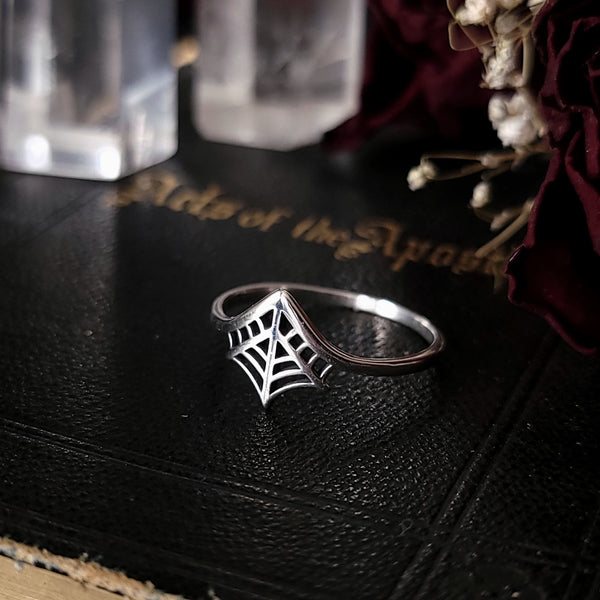 Charlotte's Web Ring Sterling Silver