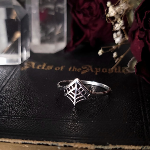 Charlotte's Web Ring Sterling Silver