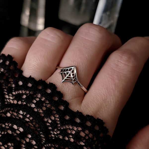 Charlotte's Web Ring Sterling Silver