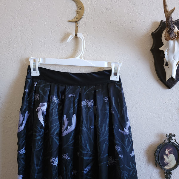 Wolf & Hemlock Pleated Long Skirt